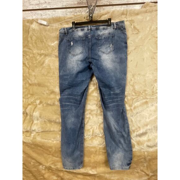Women's Plus size 18W Straight jeans Distressed Ashley Stewart Blue - Picture 5 of 8
